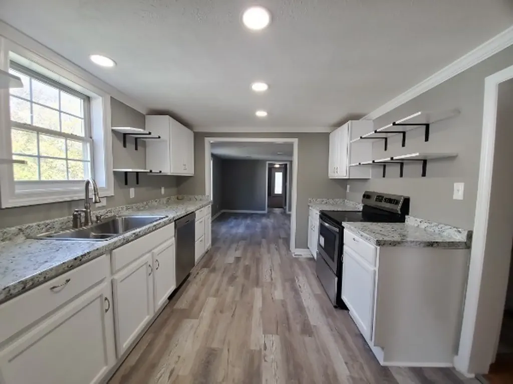 329 E 18th Street Columbia TN 38401