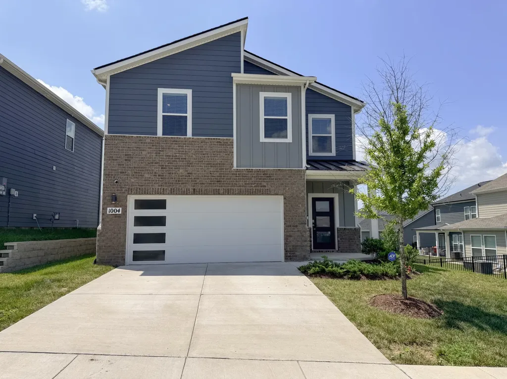 1004 Midpoint Lane Gallatin TN 37066