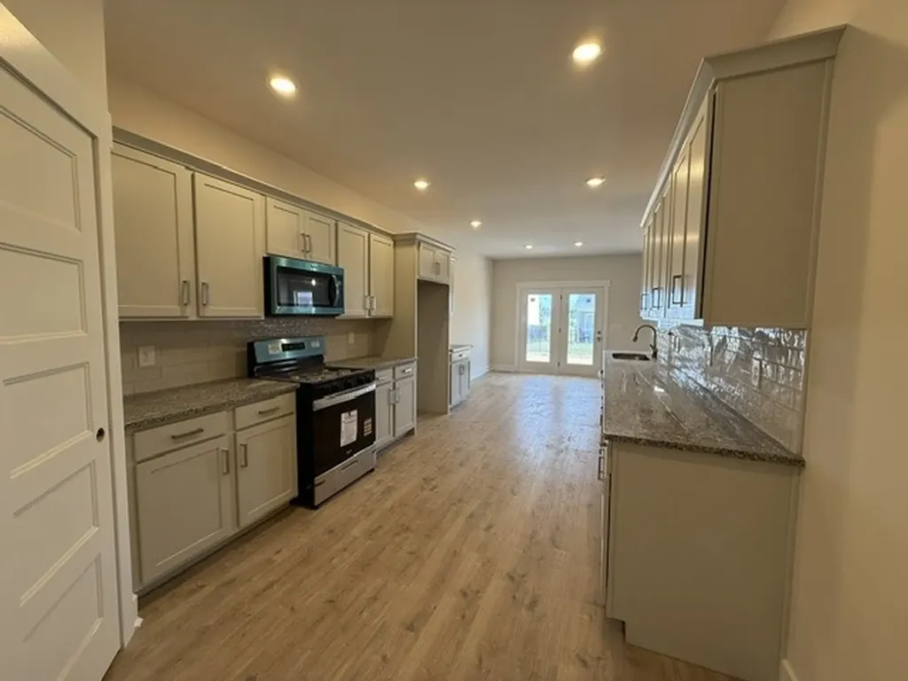 463 Spiderwort Drive Clarksville TN 37043