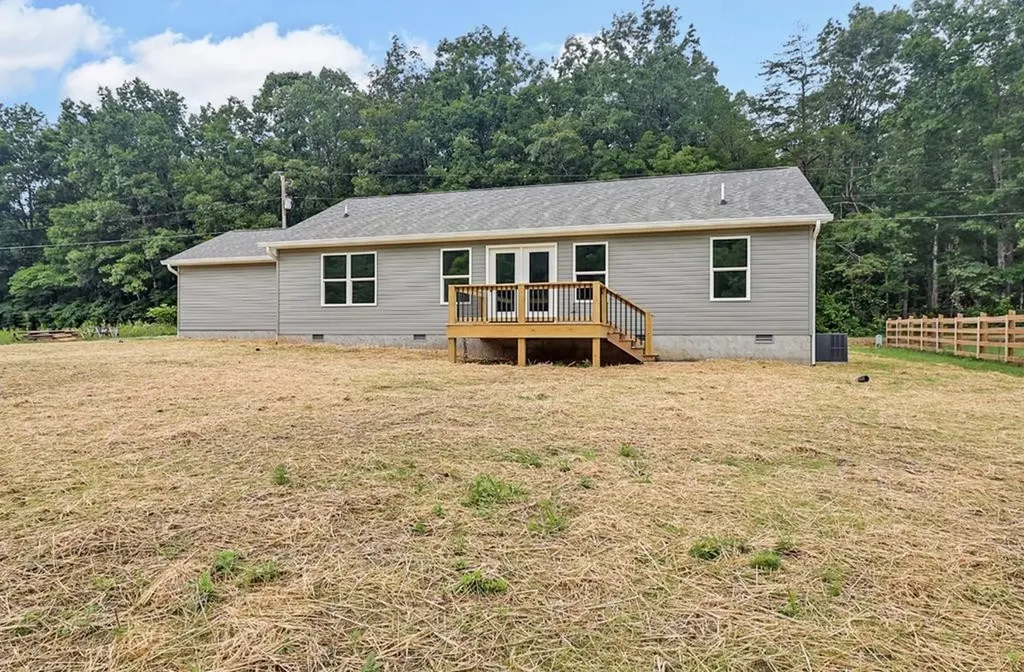 1259 Franklin Loop Clarkrange TN 38553
