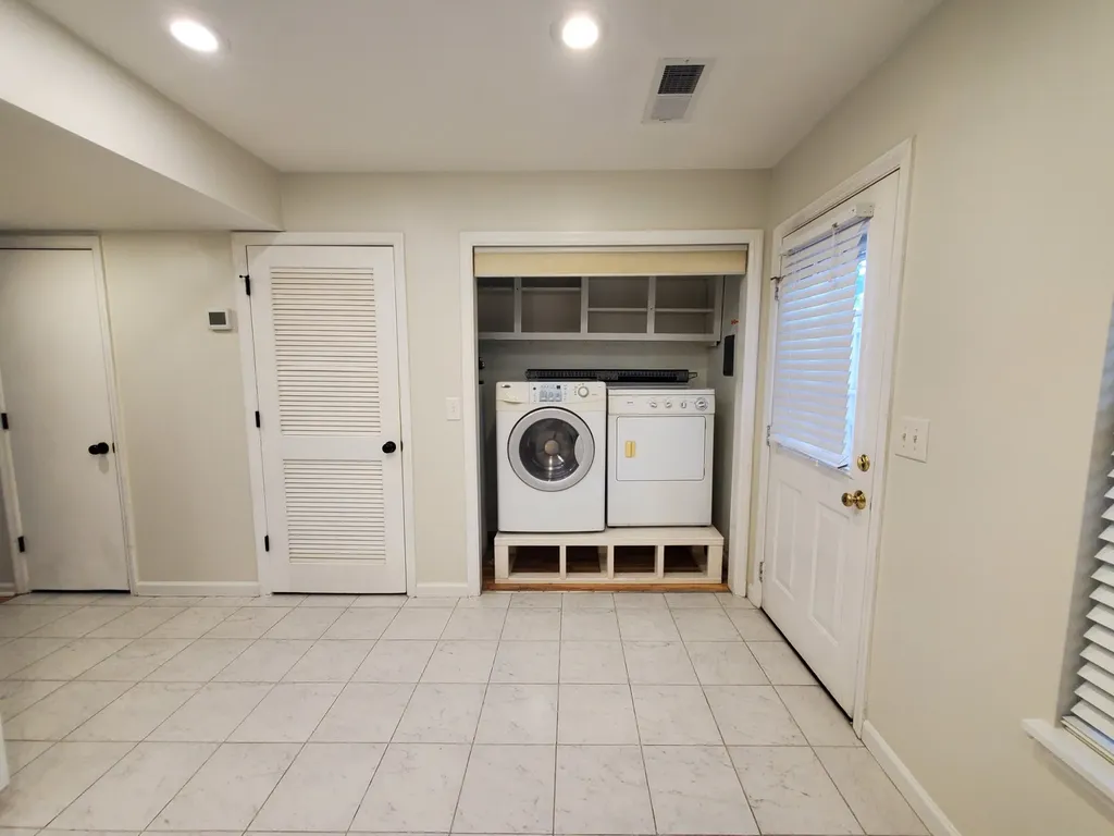 250 Sanders Ferry Road Hendersonville TN 37075