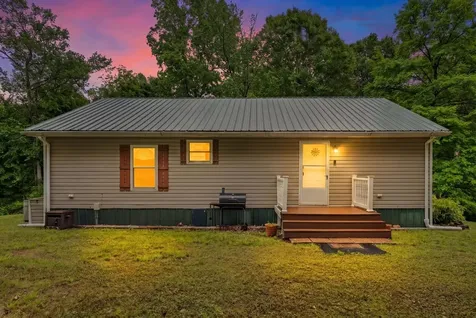 122 Lakeview Road Stewart TN 37175