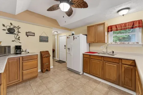 122 Lakeview Road Stewart TN 37175