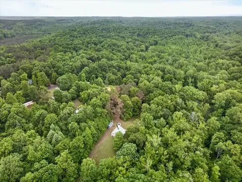122 Lakeview Road Stewart TN 37175