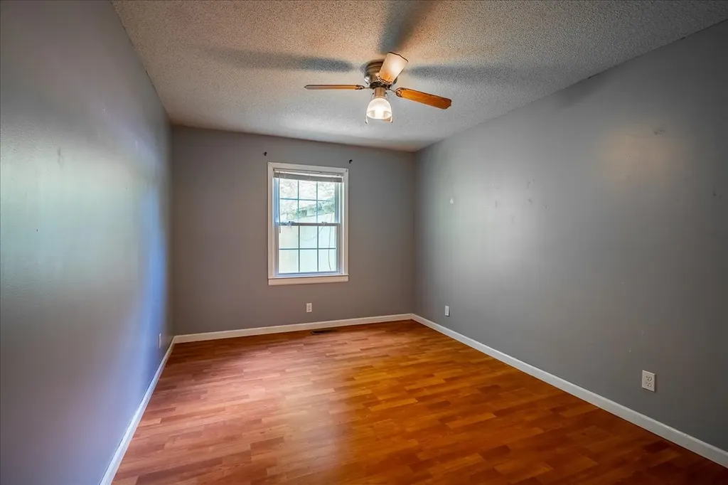 303 N Laurel Circle Columbia TN 38401