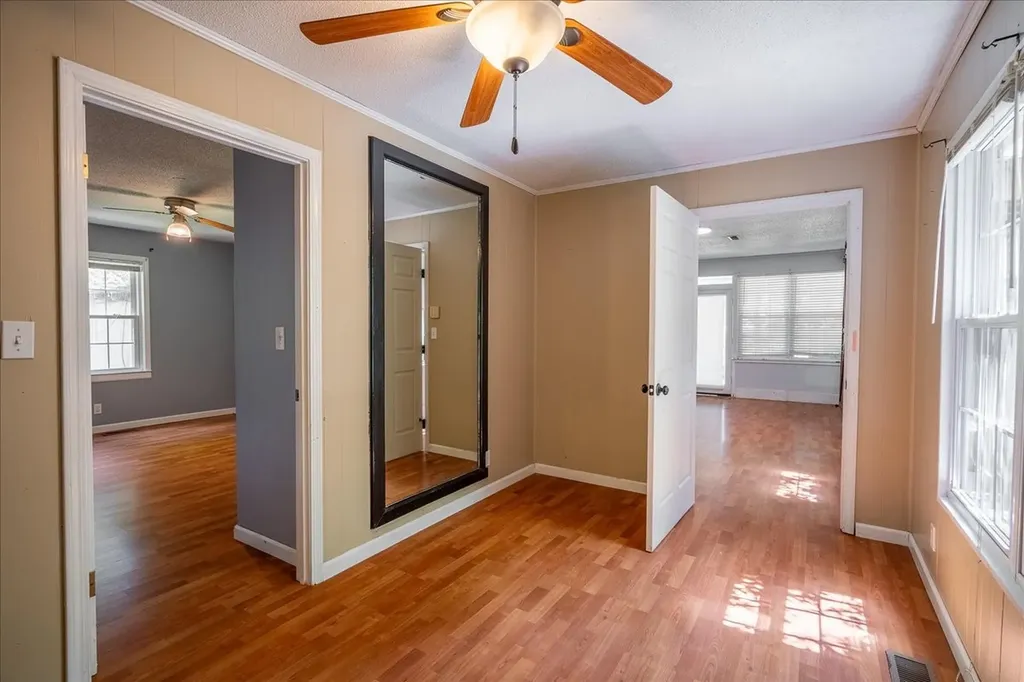 303 N Laurel Circle Columbia TN 38401