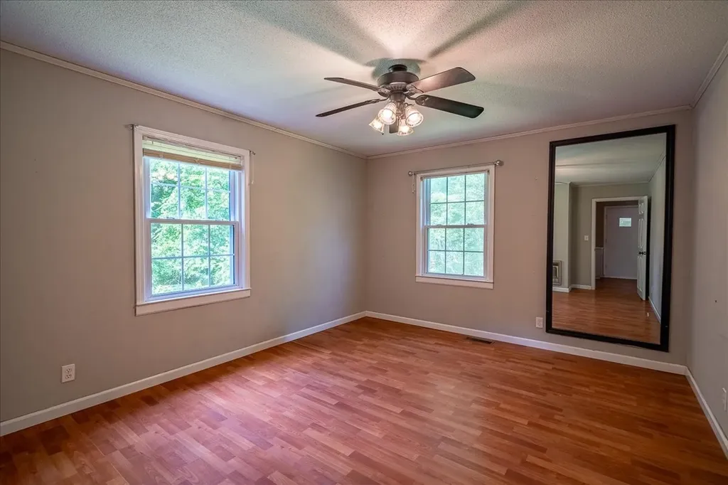 303 N Laurel Circle Columbia TN 38401