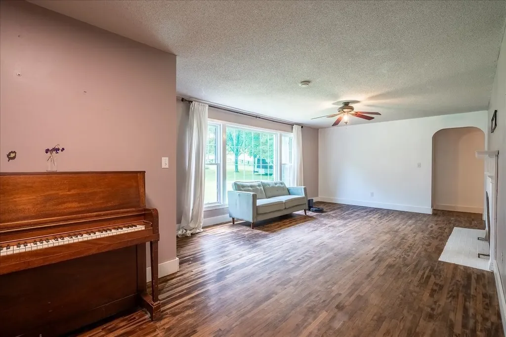 303 N Laurel Circle Columbia TN 38401