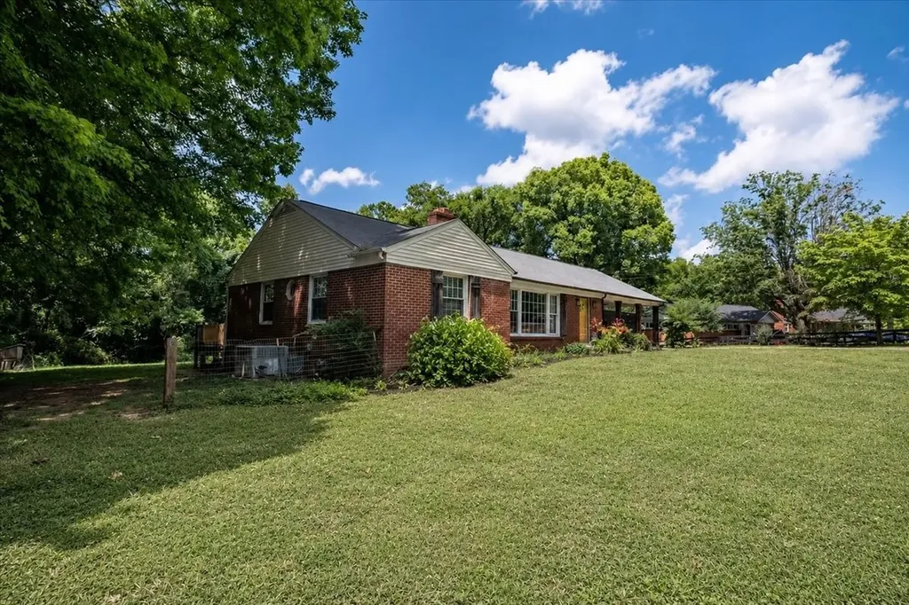 303 N Laurel Circle Columbia TN 38401