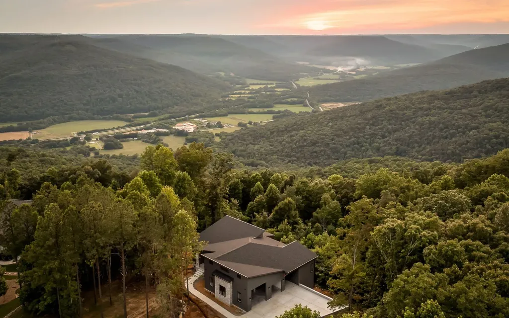 354 Waterwheel Way Jasper TN 37347