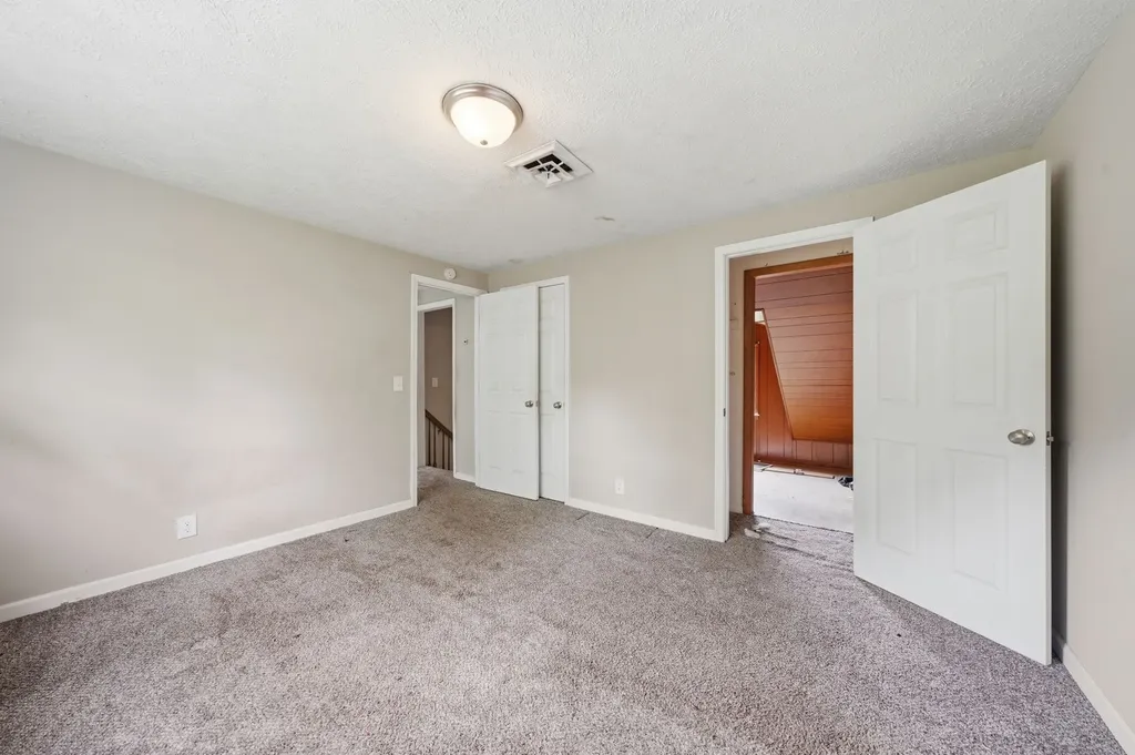 305 Cainridge Drive Clarksville TN 37040