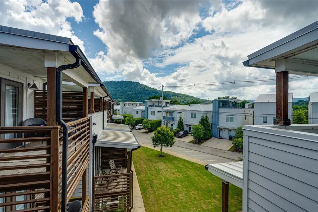 1589 Sinclair Avenue Chattanooga TN 37408