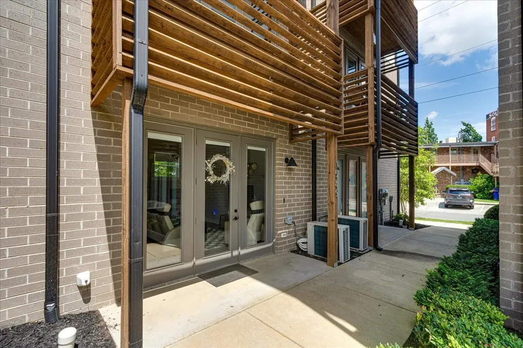 1589 Sinclair Avenue Chattanooga TN 37408