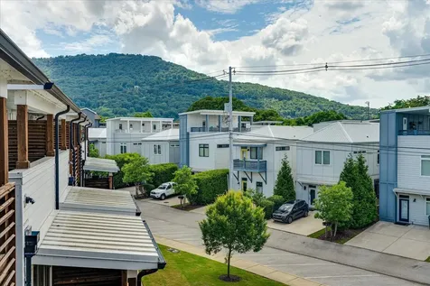 1589 Sinclair Avenue Chattanooga TN 37408