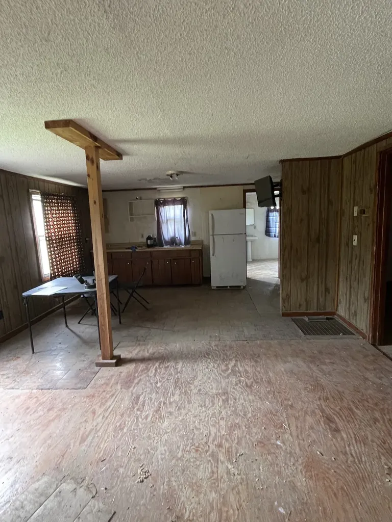 3323 Carter Branch Road Hartsville TN 37074