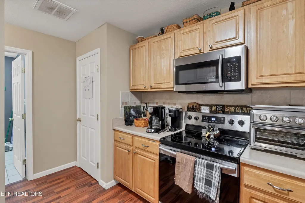 926 Mossy Grove Lane Maryville TN 37801
