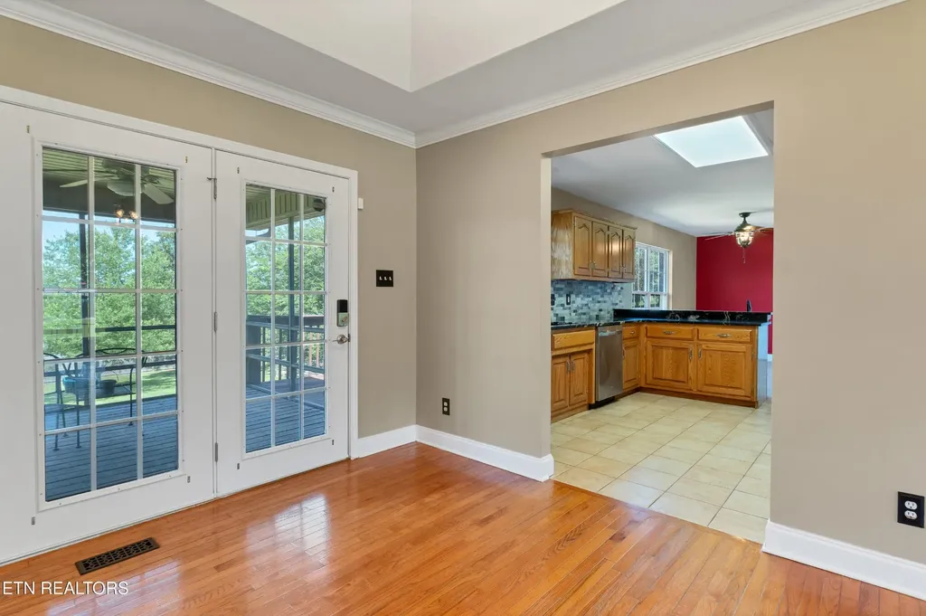 1130 Eloise West Road Greenback TN 37742