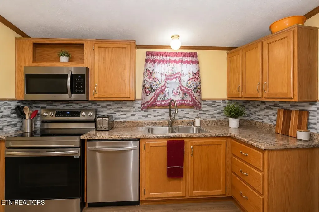 330 Westmoreland Court Seymour TN 37865