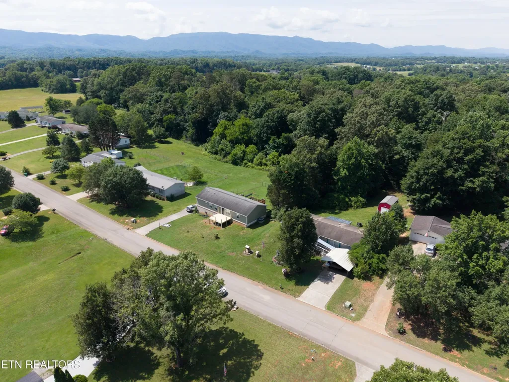 330 Westmoreland Court Seymour TN 37865