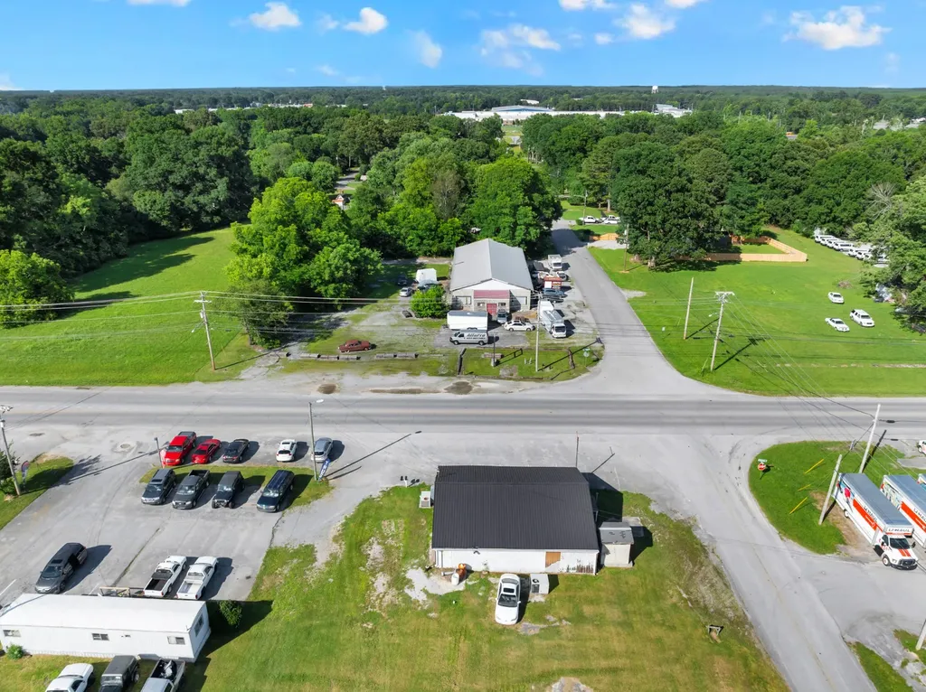 704 S Anderson Street Tullahoma TN 37388