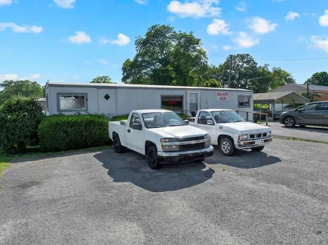704 S Anderson Street Tullahoma TN 37388