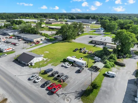 704 S Anderson Street Tullahoma TN 37388