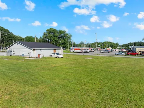 704 S Anderson Street Tullahoma TN 37388