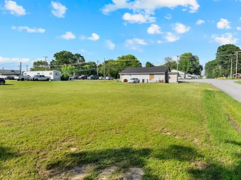 704 S Anderson Street Tullahoma TN 37388