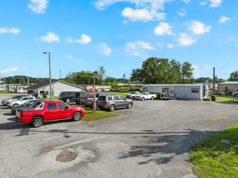 704 S Anderson Street Tullahoma TN 37388