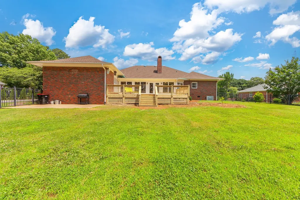 2812 Chere Carol Road Humboldt TN 38343