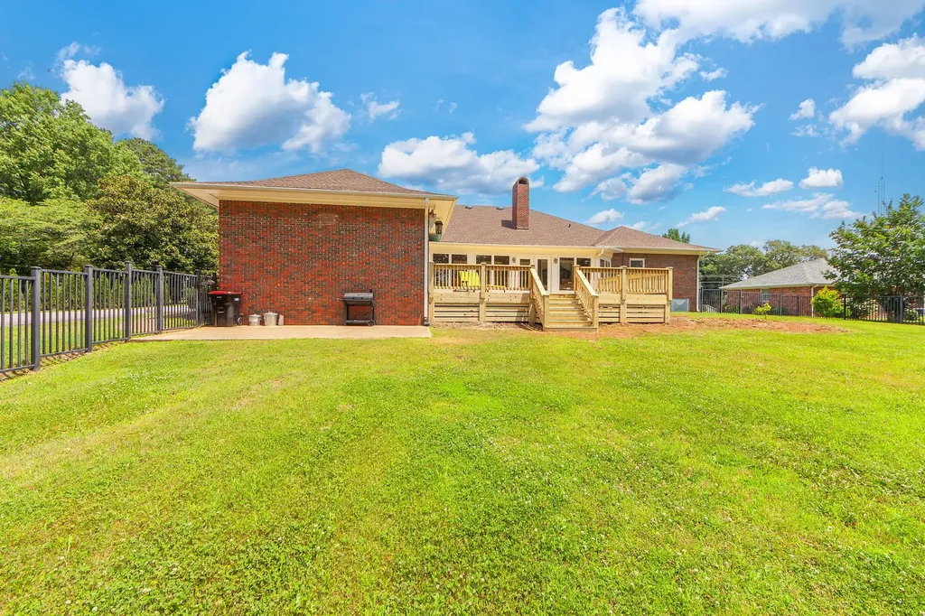 2812 Chere Carol Road Humboldt TN 38343