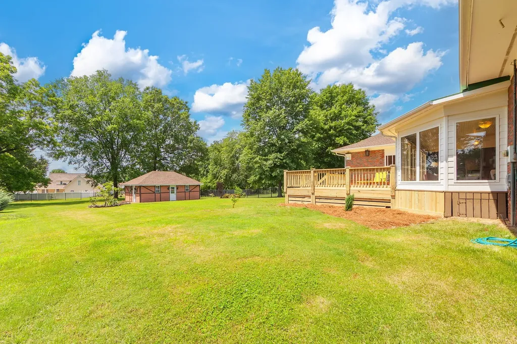 2812 Chere Carol Road Humboldt TN 38343