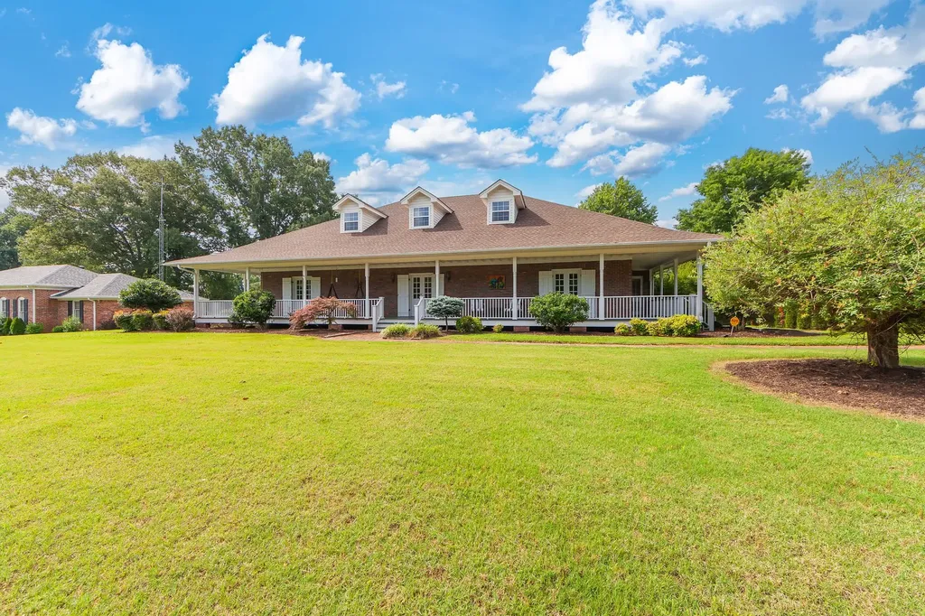 2812 Chere Carol Road Humboldt TN 38343
