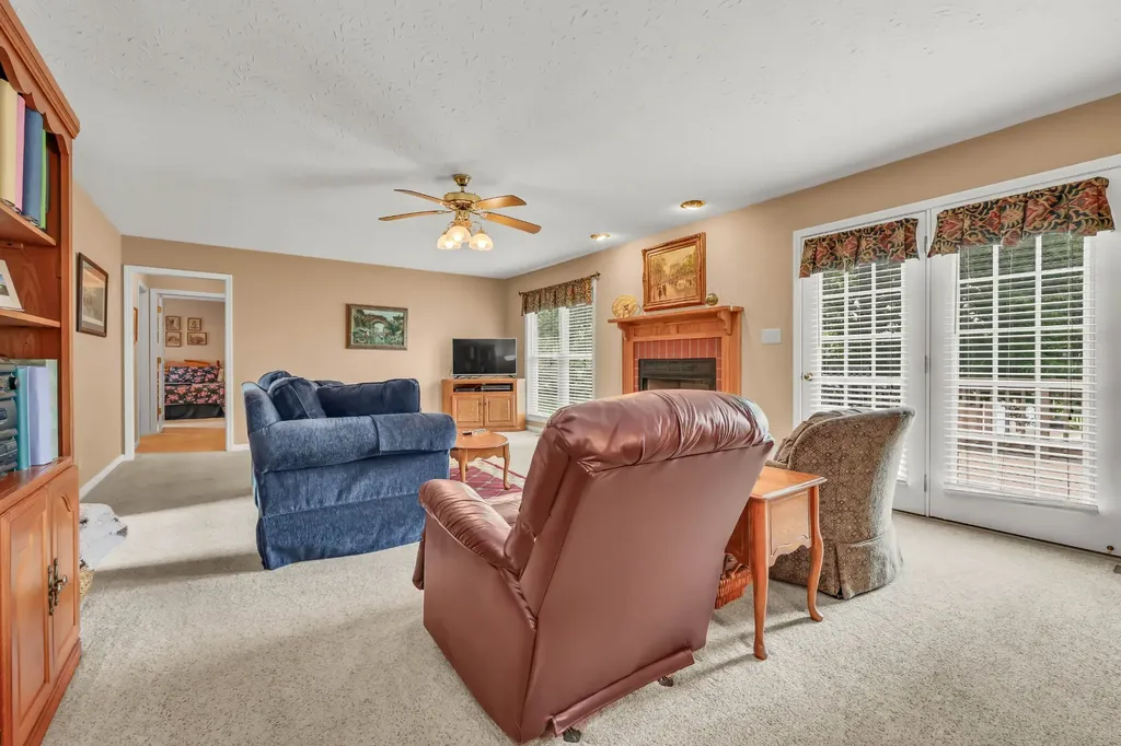 3191 Quincy Lane Clarksville TN 37043