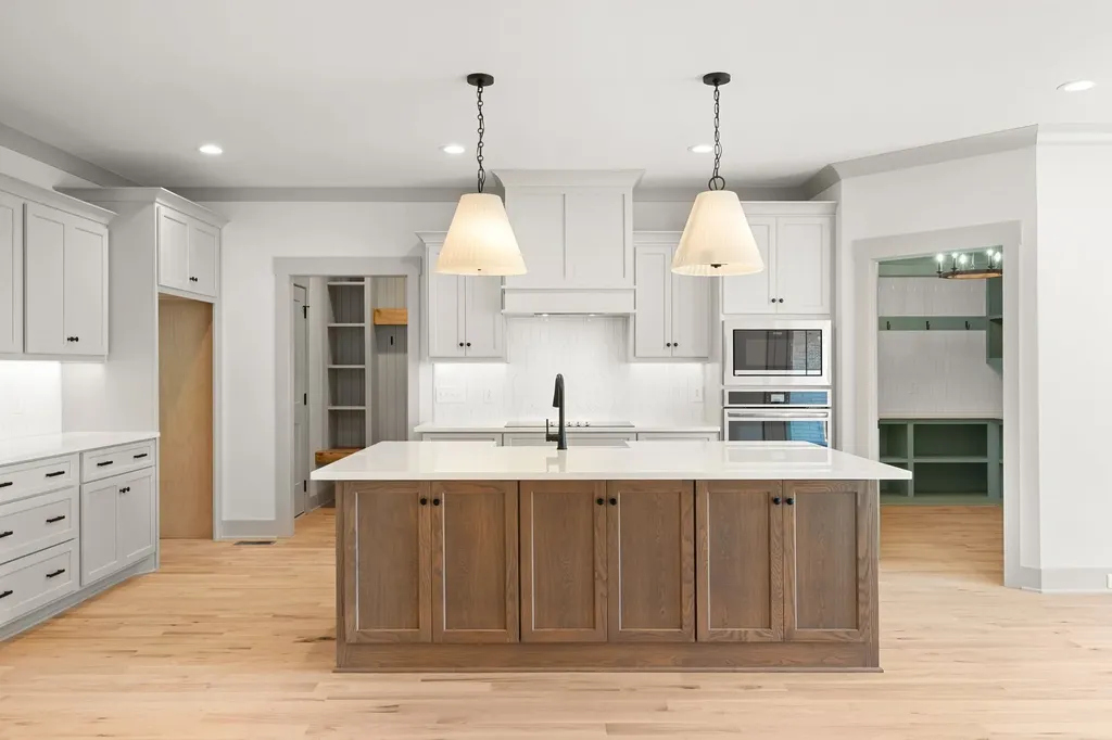 1807 Rhonda Drive Christiana TN 37037