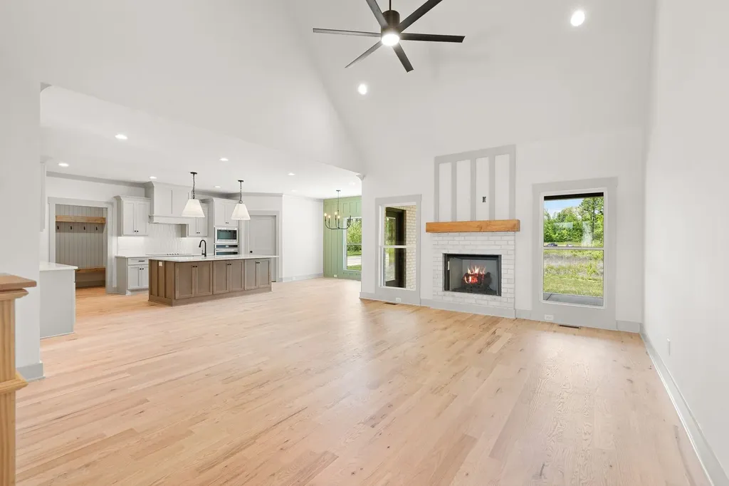 1807 Rhonda Drive Christiana TN 37037