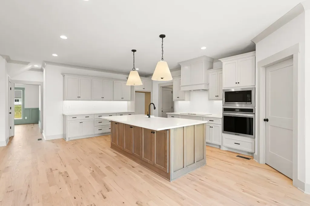 1807 Rhonda Drive Christiana TN 37037