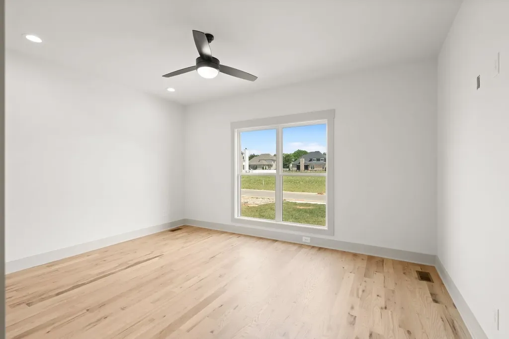 1807 Rhonda Drive Christiana TN 37037