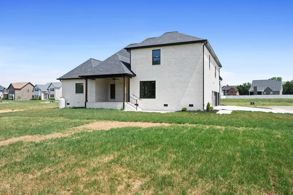 1807 Rhonda Drive Christiana TN 37037