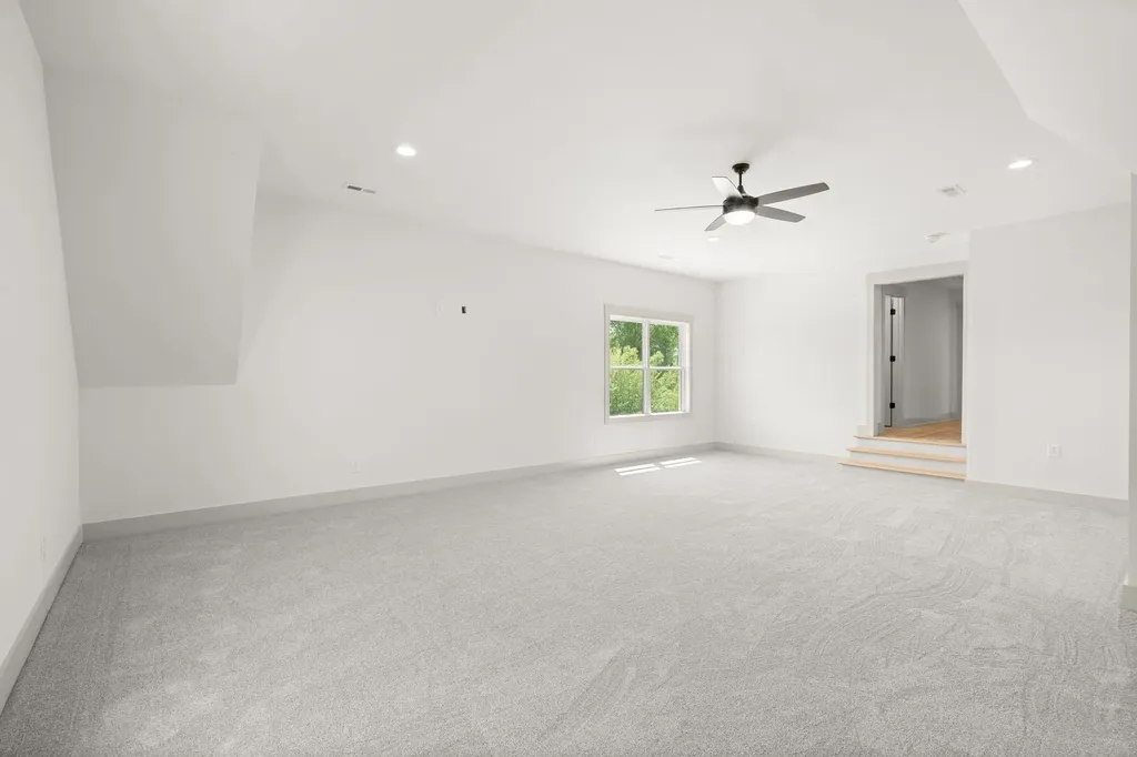 1807 Rhonda Drive Christiana TN 37037