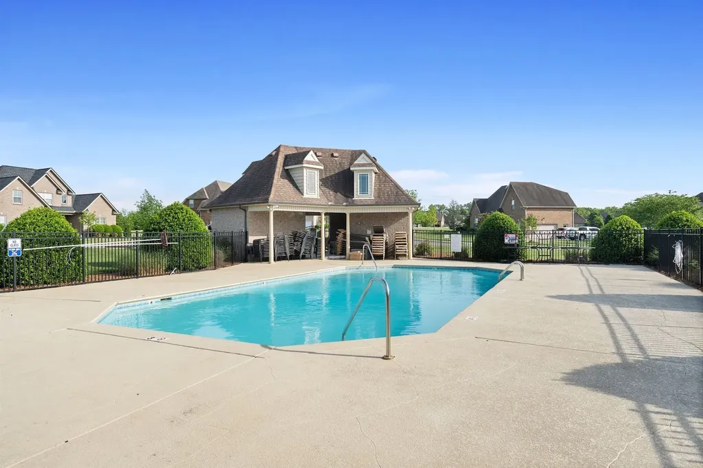 1807 Rhonda Drive Christiana TN 37037