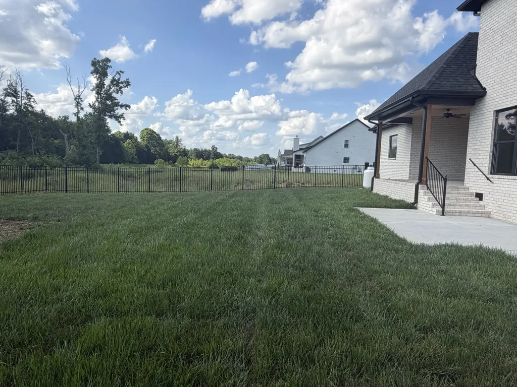 1807 Rhonda Drive Christiana TN 37037