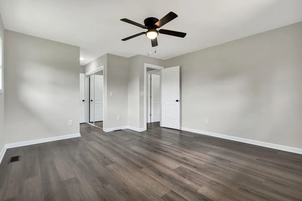 8164 Holly Crest Drive Chattanooga TN 37421
