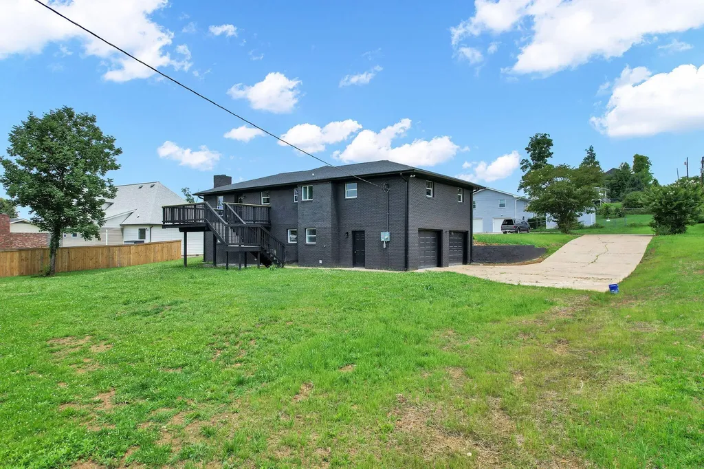8164 Holly Crest Drive Chattanooga TN 37421
