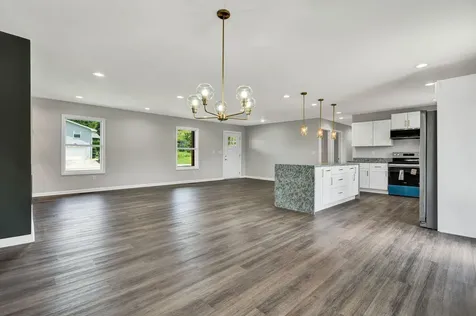 8164 Holly Crest Drive Chattanooga TN 37421