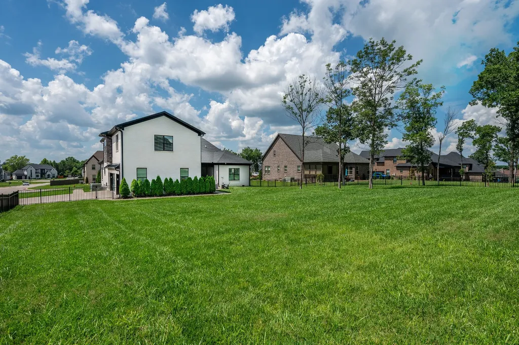 887 Harrisburg Lane Mount Juliet TN 37122