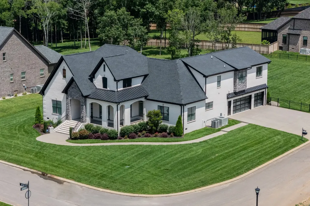 887 Harrisburg Lane Mount Juliet TN 37122