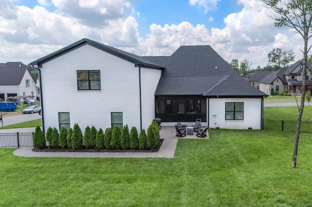 887 Harrisburg Lane Mount Juliet TN 37122