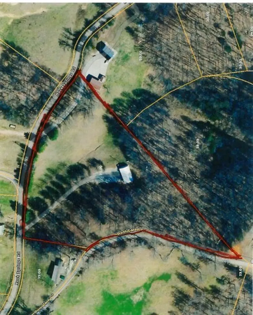 318 Rock Springs Road Celina TN 38551