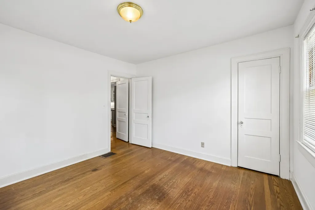 1910 Sweetbriar Avenue Nashville TN 37212